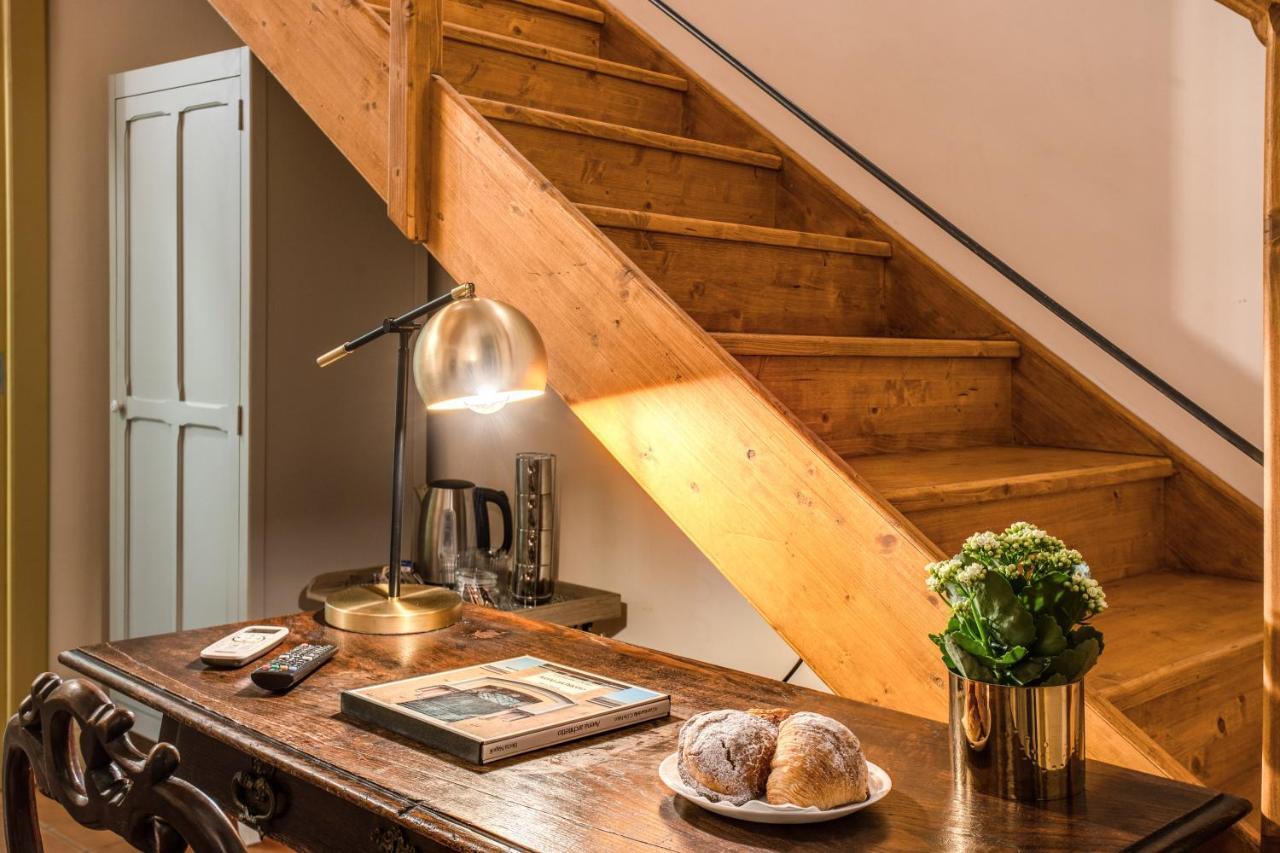 Casa Hosteno Наполи Екстериор снимка
