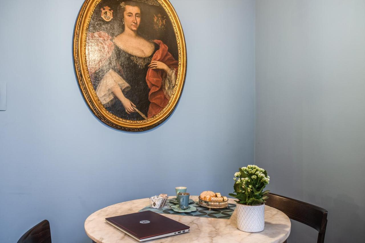Casa Hosteno Наполи Екстериор снимка